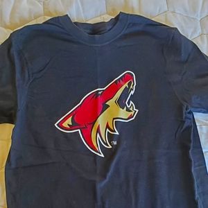 Arizona Coyotes logo t-shirt